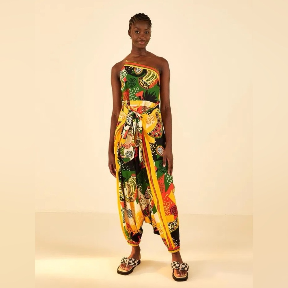 RARE FIND Farm Rio Jumpsuit Size S NWT